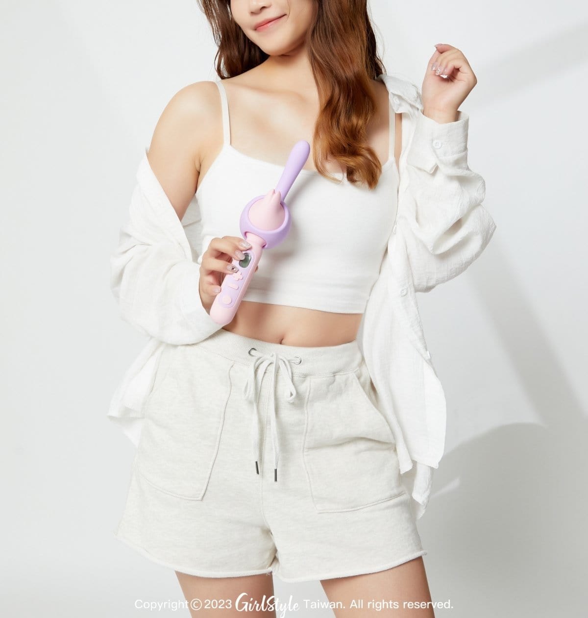Purple wand massager with interchangeable heads, photo 4