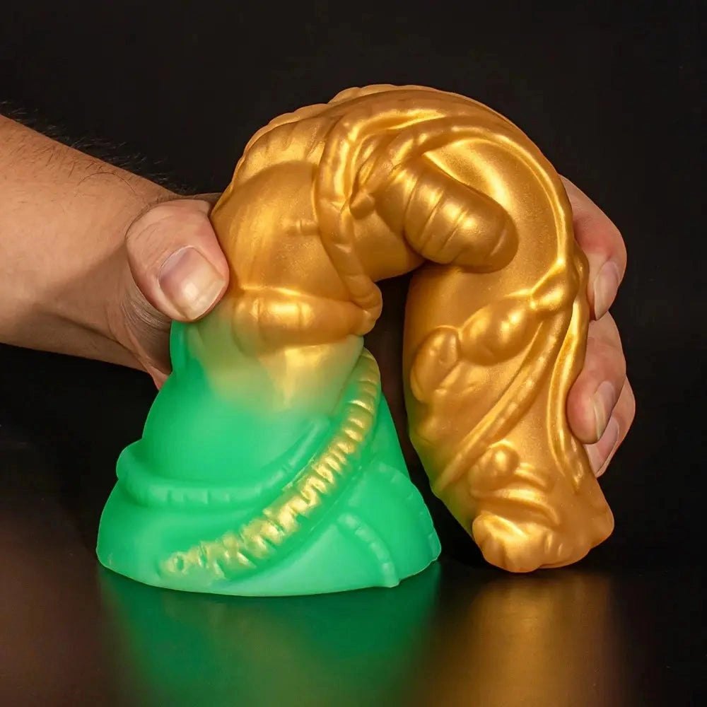 Alien-textured ridged fantasy silicone dildo, photo 10