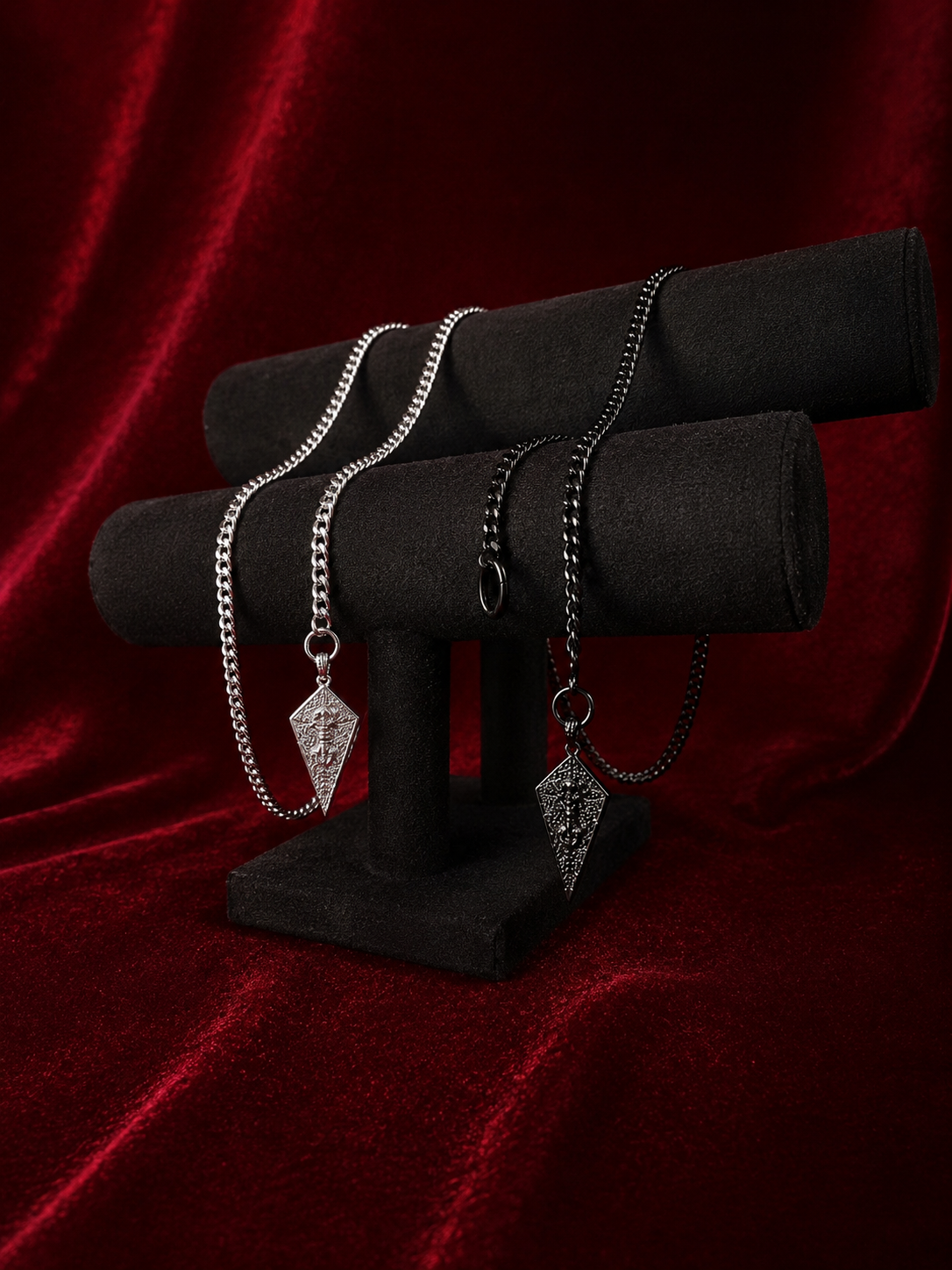 Knight Slip Chain Necklace