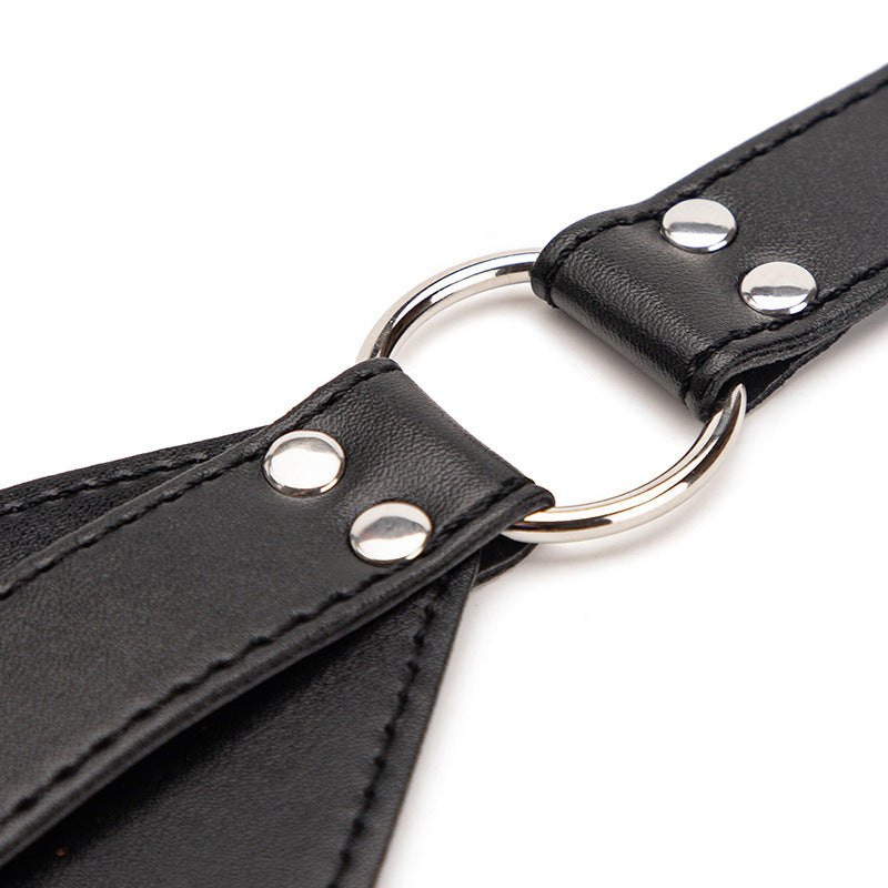 Black pu leather bondage blindfold, photo 3