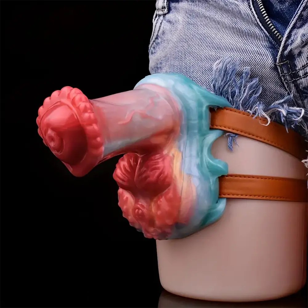 Textured alien-creature fantasy dildo with suction cup base, photo 6