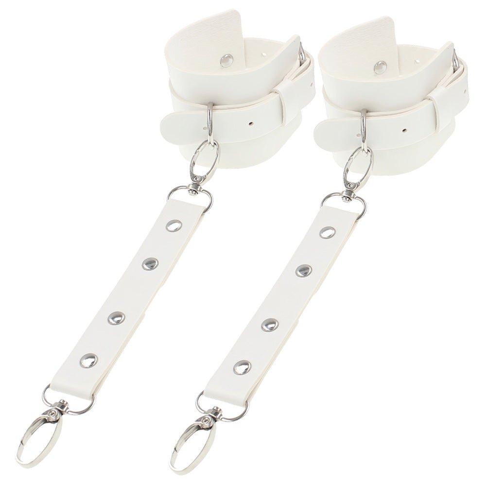 Faux leather leg harness with bow accents and o-rings, photo 12