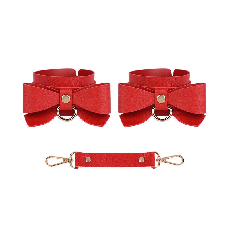 Bowknot PU leather bondage set with collar, whip, and cuffs, photo 13