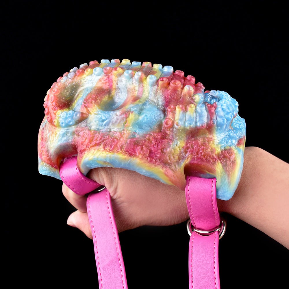 Textured silicone riding grinder pad with wearable straps, photo 2