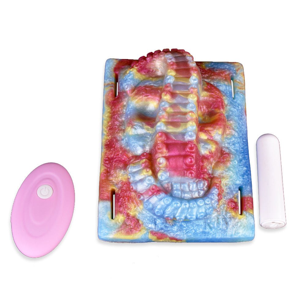 Textured silicone riding grinder pad with wearable straps, photo 5