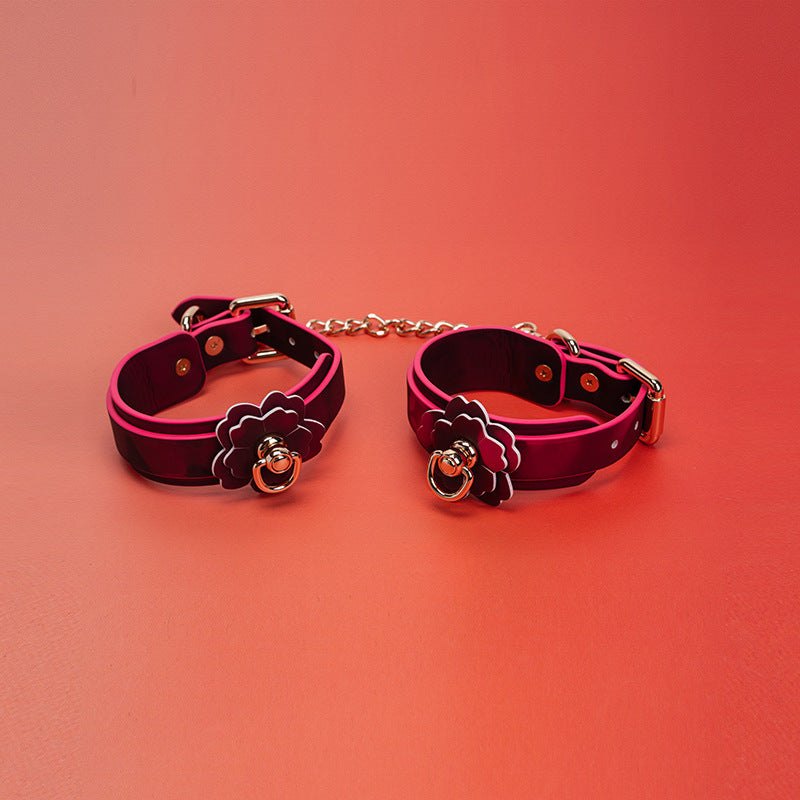 Pink cherry blossom bondage cuffs with chain, photo 3