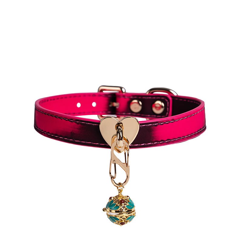 Pink metallic color-changing collar with gold heart clasp and leash, photo 1