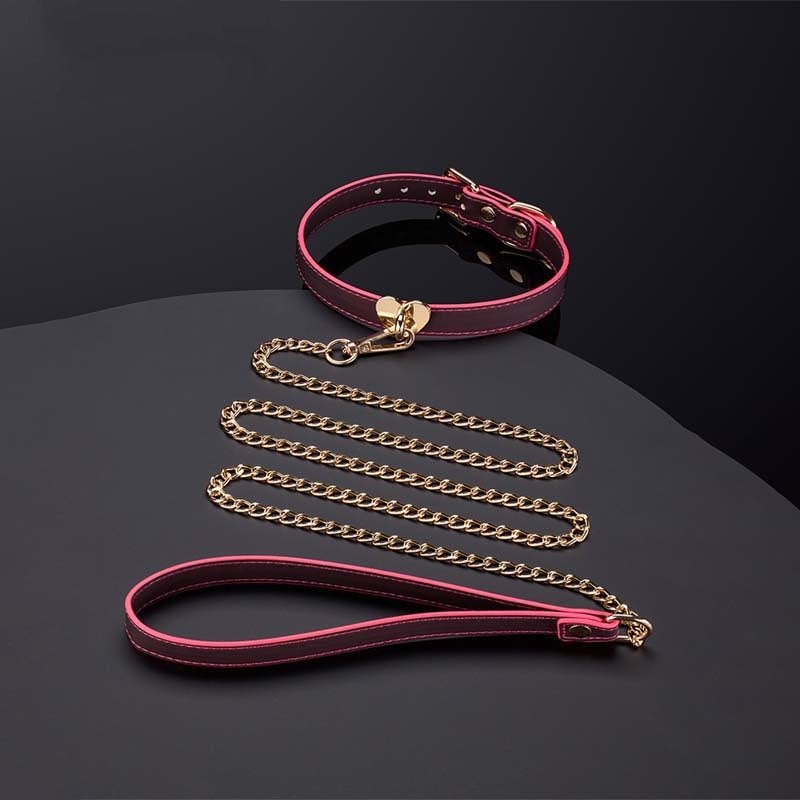 Pink metallic color-changing collar with gold heart clasp and leash, photo 11
