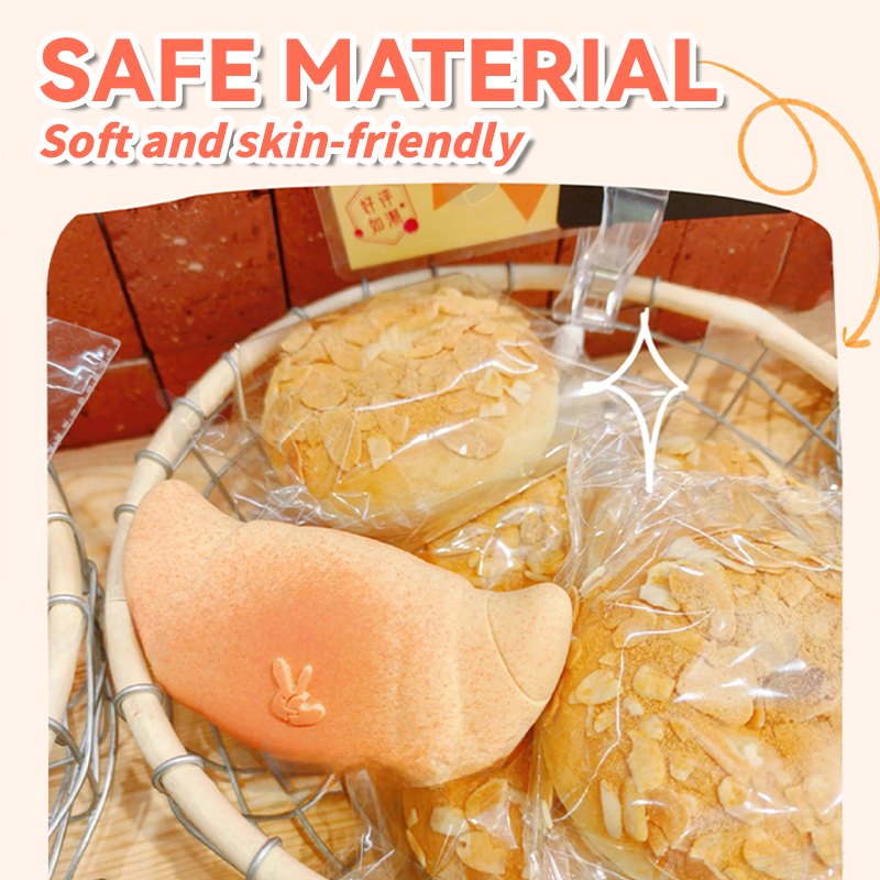 Caramel-toned croissant clitoral suction vibrator, photo 5