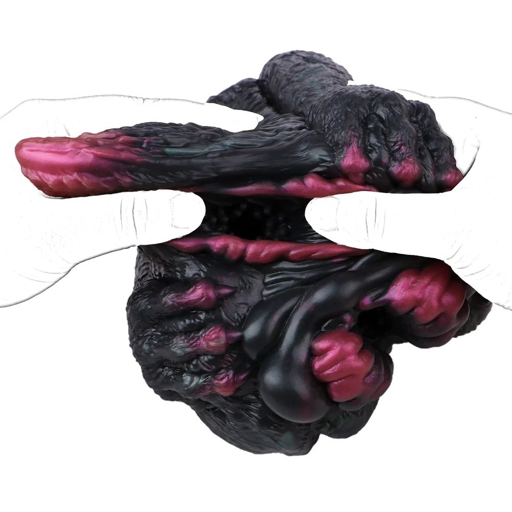 Dark textured fantasy creature male masturbator with pink ringed opening, photo 11