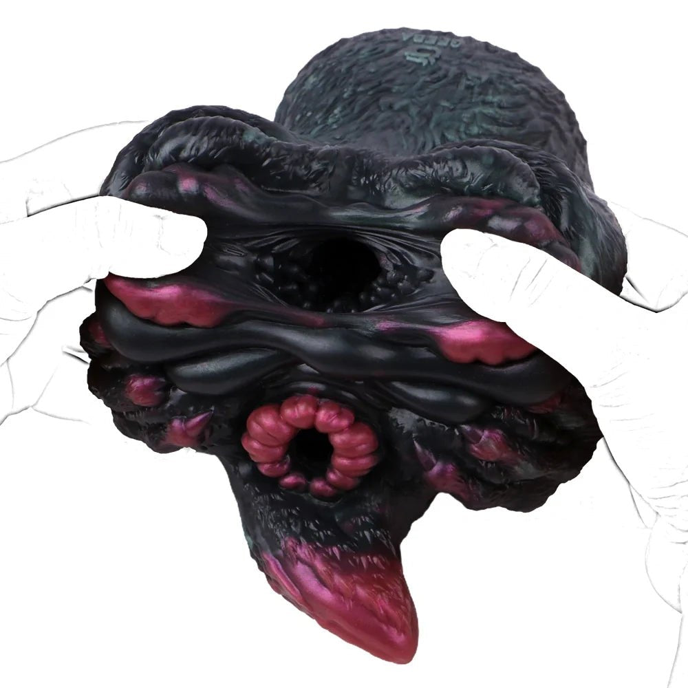 Dark textured fantasy creature male masturbator with pink ringed opening, photo 5
