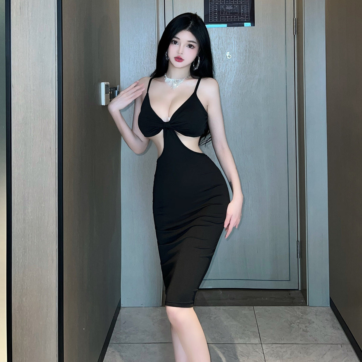 Deep v cutout spaghetti strap bodycon dress, photo 3