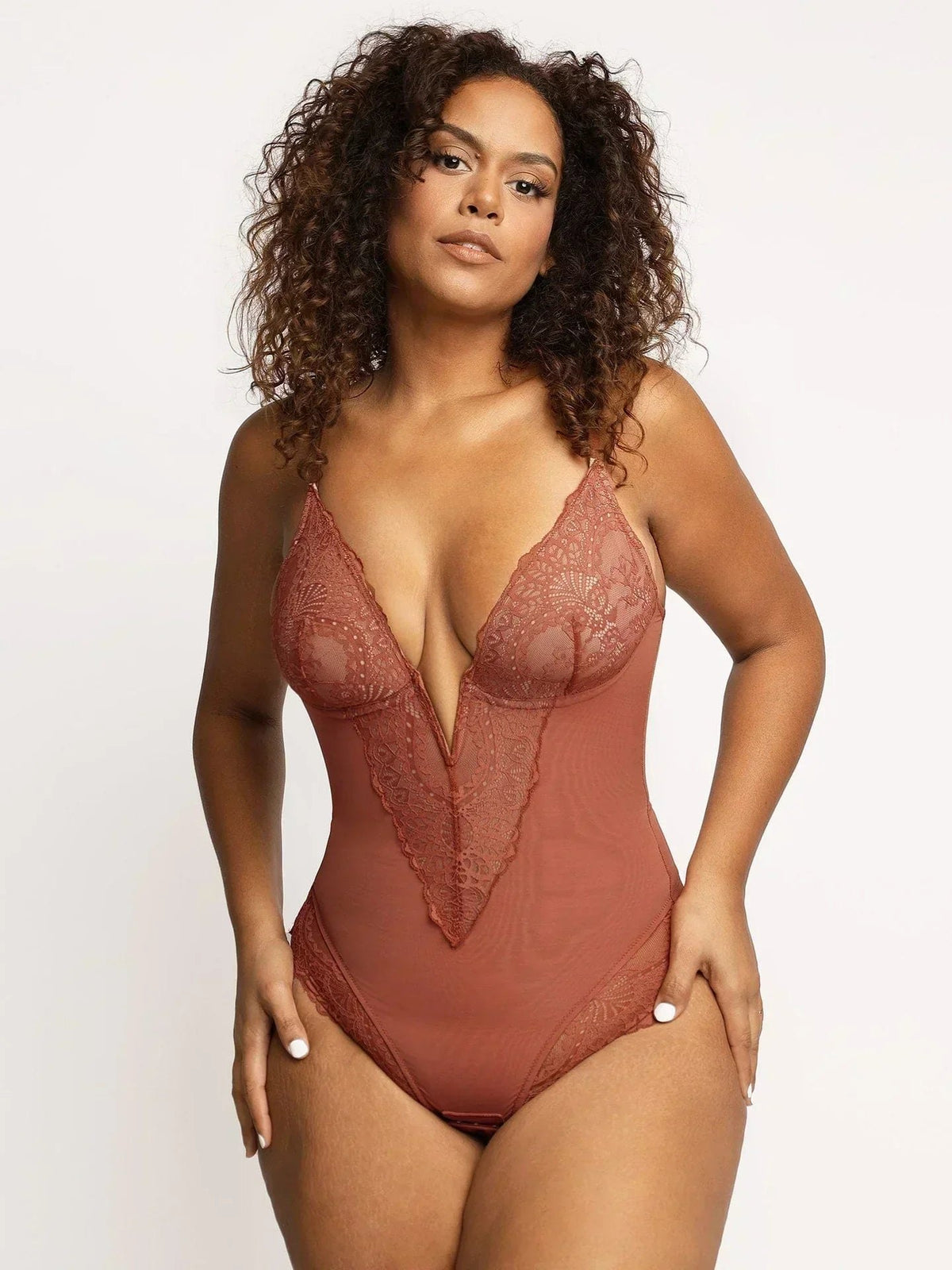 Deep v-neck molded lining lace bodysuit, photo 5