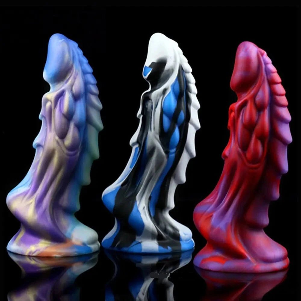 Textured dragon-scale silicone fantasy dildo, photo 2