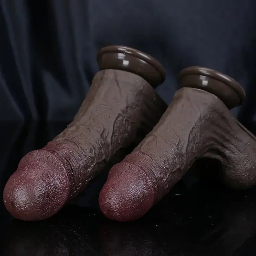 Ebony veined realistic anal dildo, photo 3