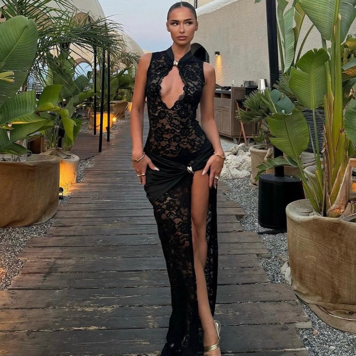 Elegant floral lace high slit twisted gown, photo 6