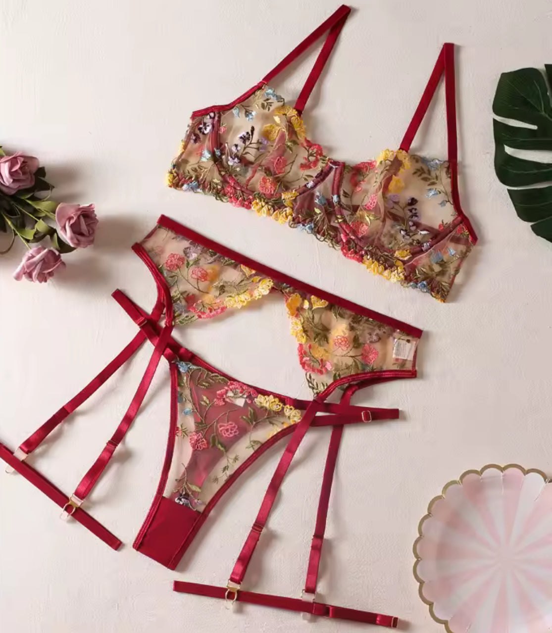 Floral embroidered mesh garter set, photo 18