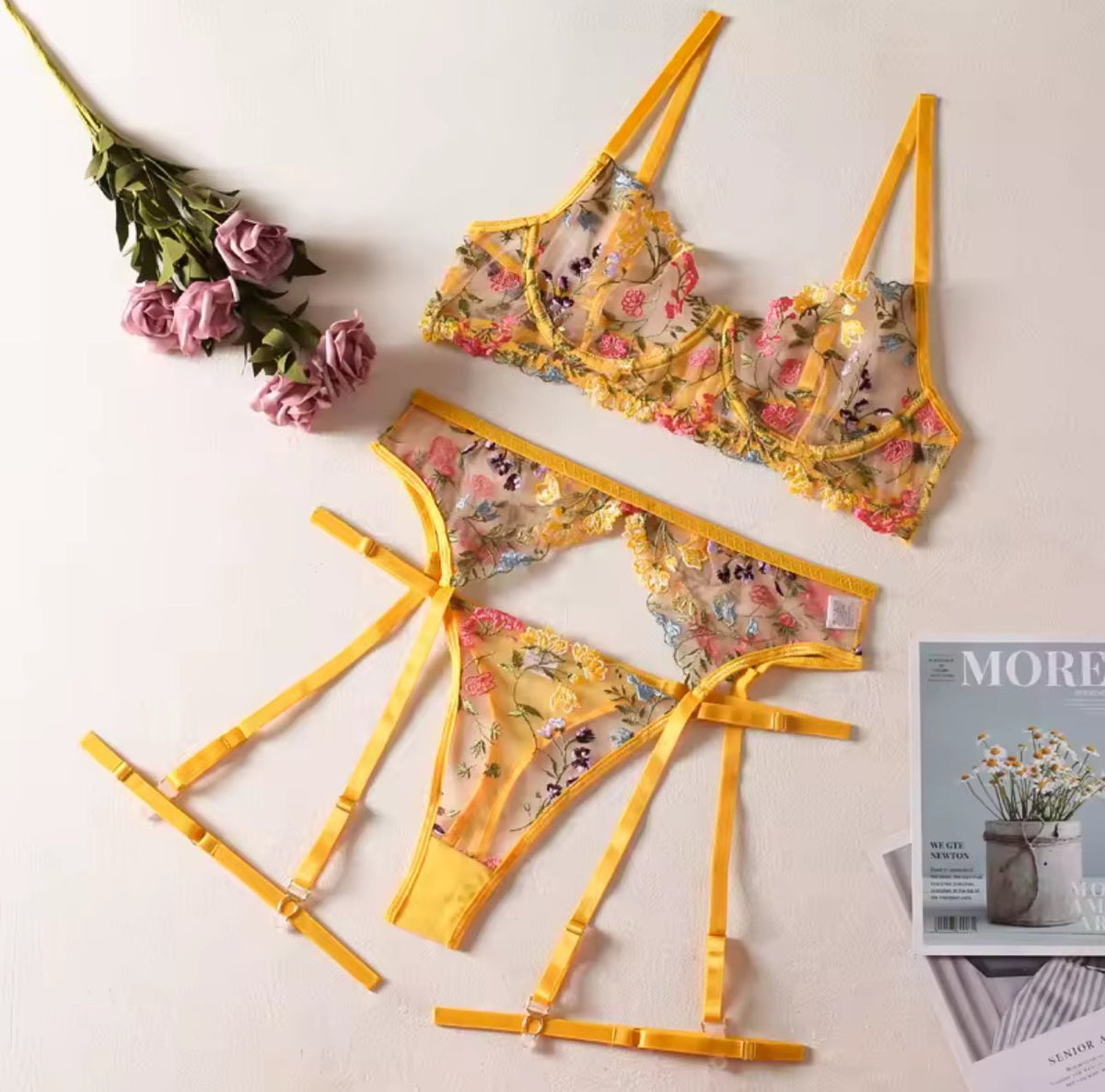 Floral embroidered mesh garter set, photo 19