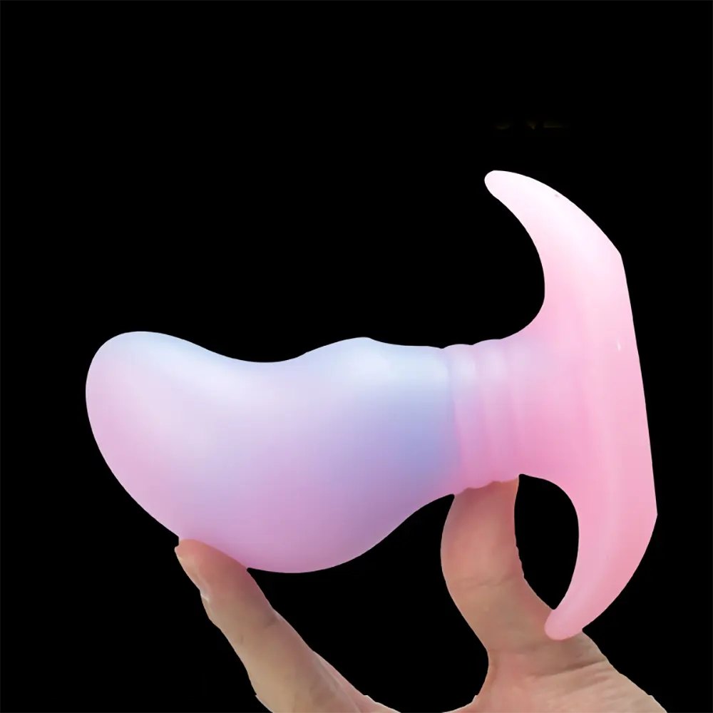 Small luminous silicone butt plug, photo 7