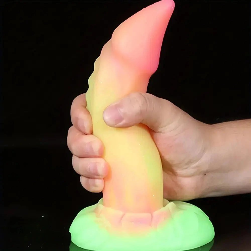 Glow in the dark ridged dragon fantasy dildo, photo 4