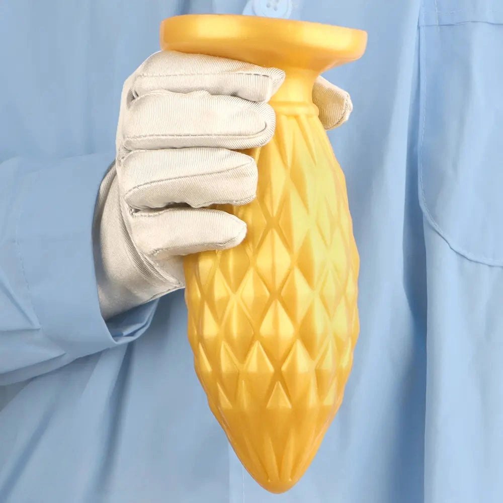 Gold ribbed silicone butt plug, photo 11