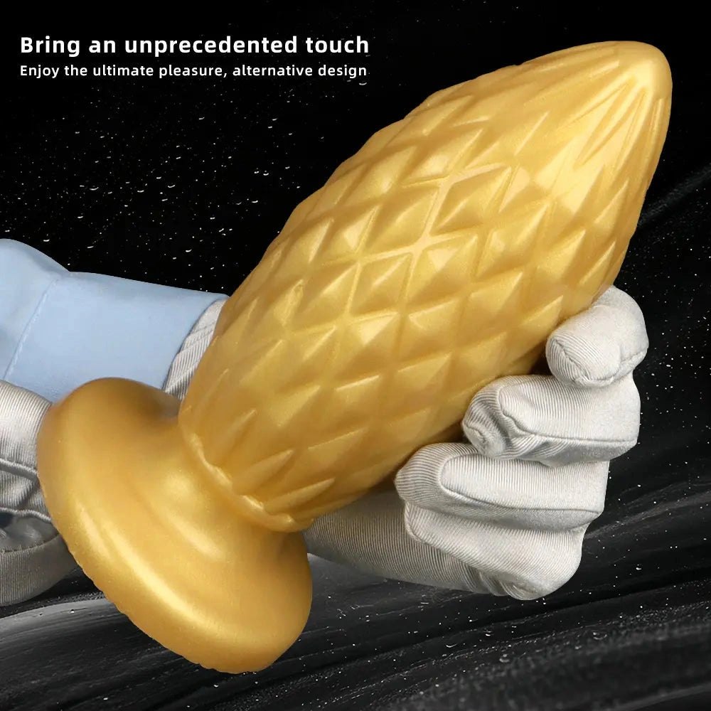 Gold ribbed silicone butt plug, photo 4