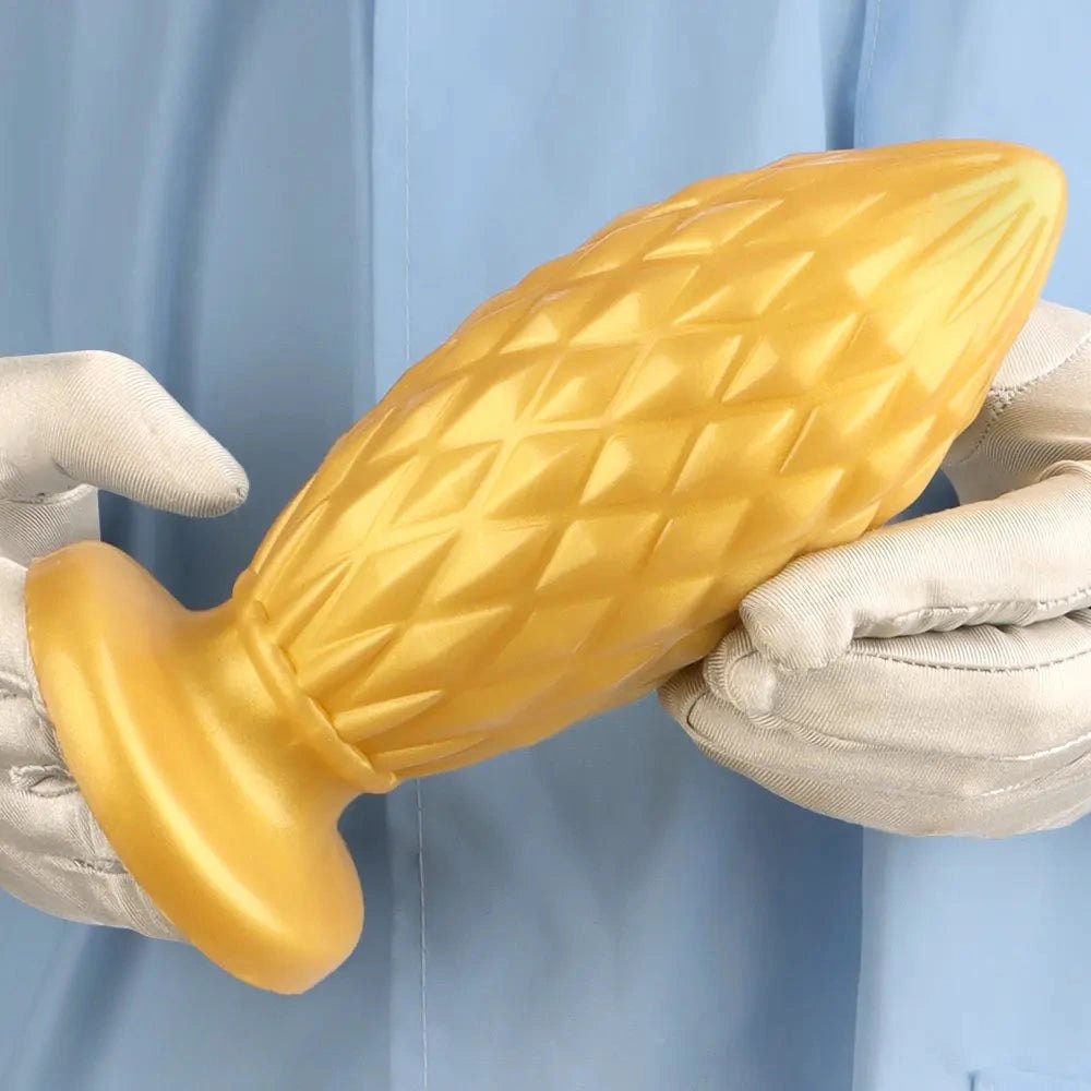 Gold ribbed silicone butt plug, photo 9