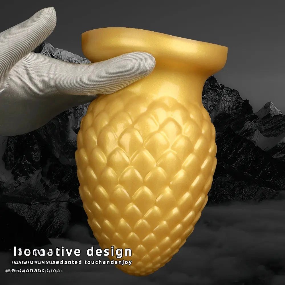 Gold textured silicone butt plug, photo 4