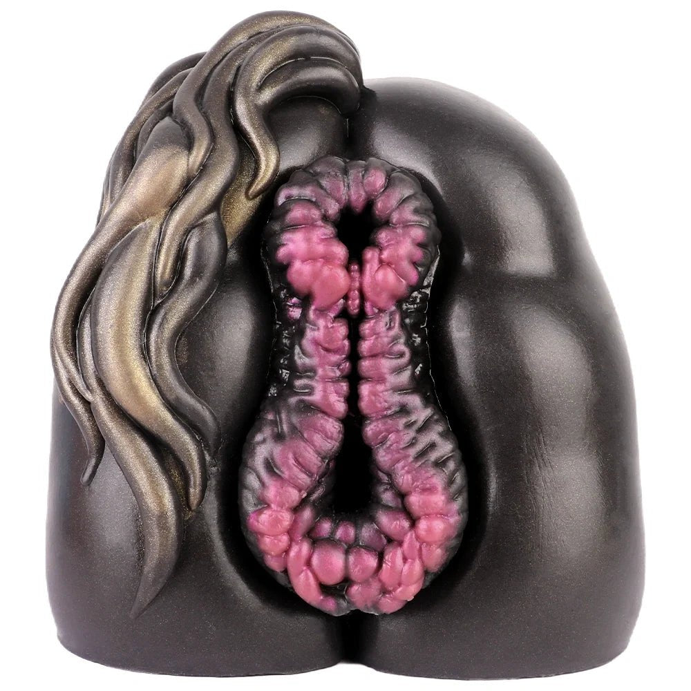 Ebony horse fantasy masturbator with golden mane and fuchsia ring, photo 2