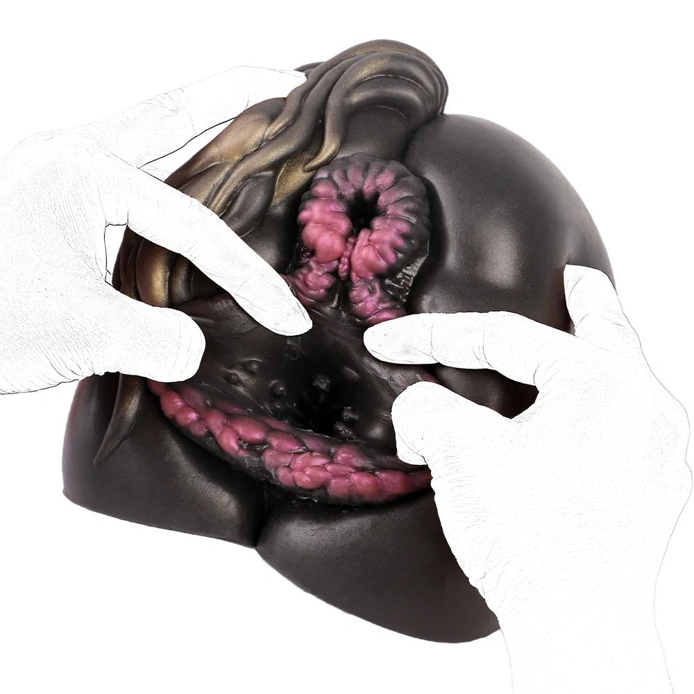 Ebony horse fantasy masturbator with golden mane and fuchsia ring, photo 7