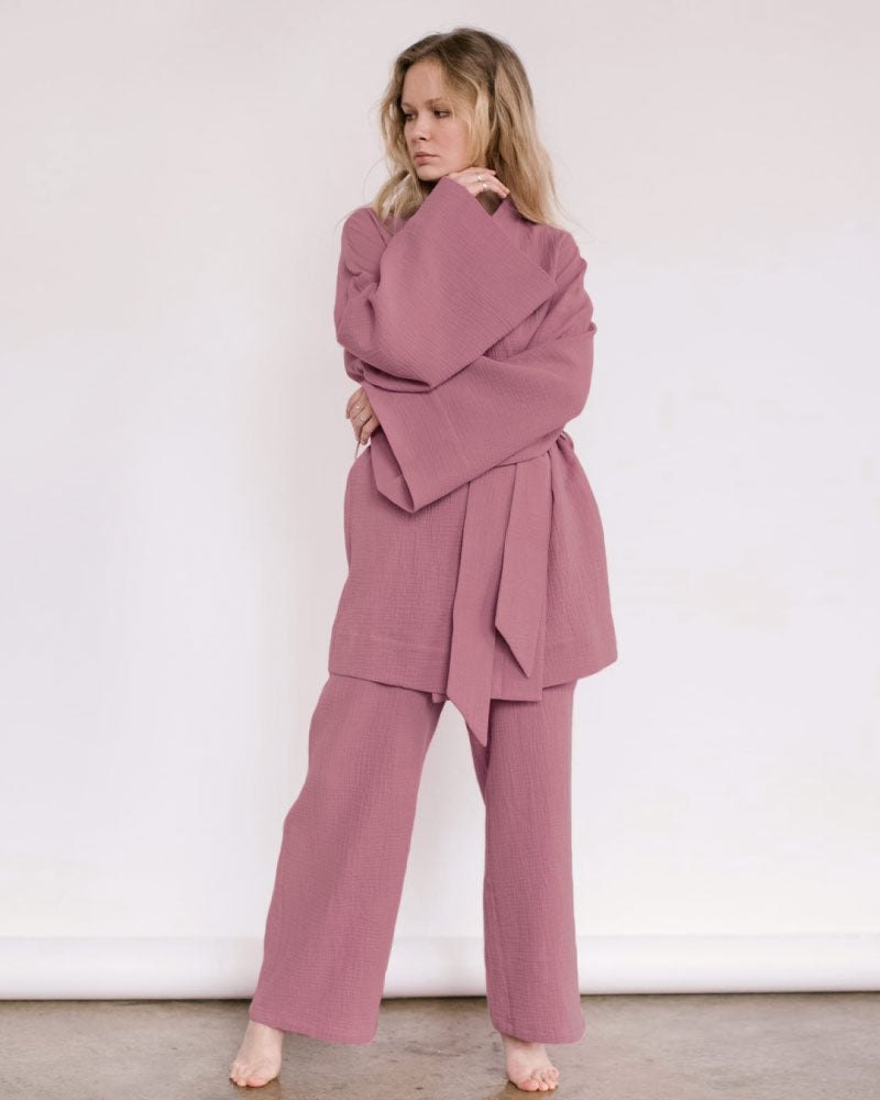 Pink loose fit gauze pajama bathrobe set
