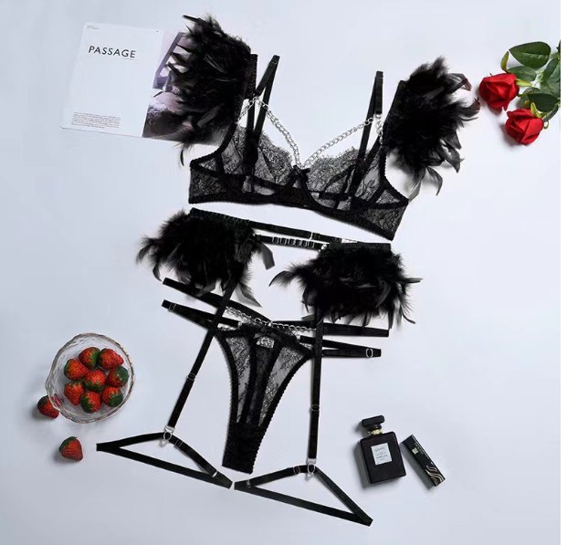 Black metal chain feather lace garter set