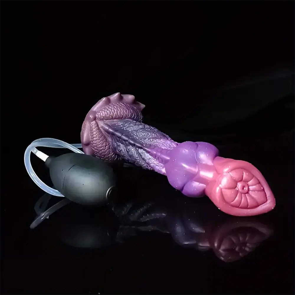 Fantasy monster dildo with textured bloom base, photo 3