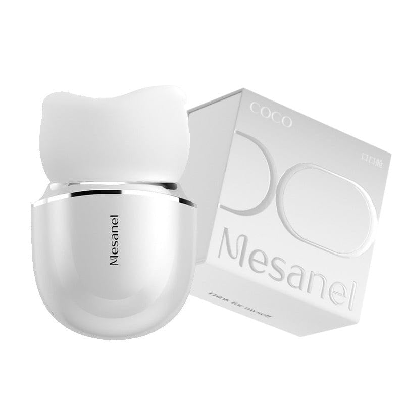 White mouth-shaped suction masturbator capsule, photo 1