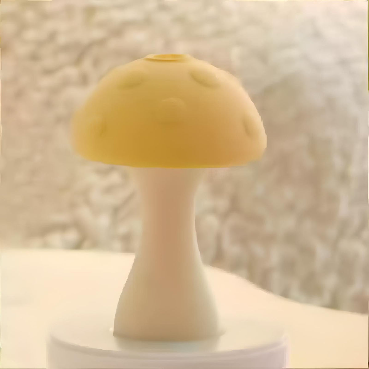 Mushroom-shaped silicone clit sucker with glowing dust cover, photo 7