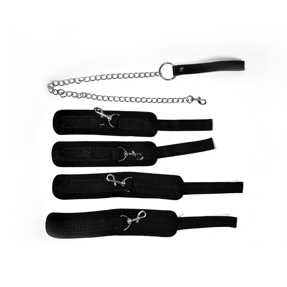 Soft fabric collar restraint kit with handcuffs and blindfold, photo 8