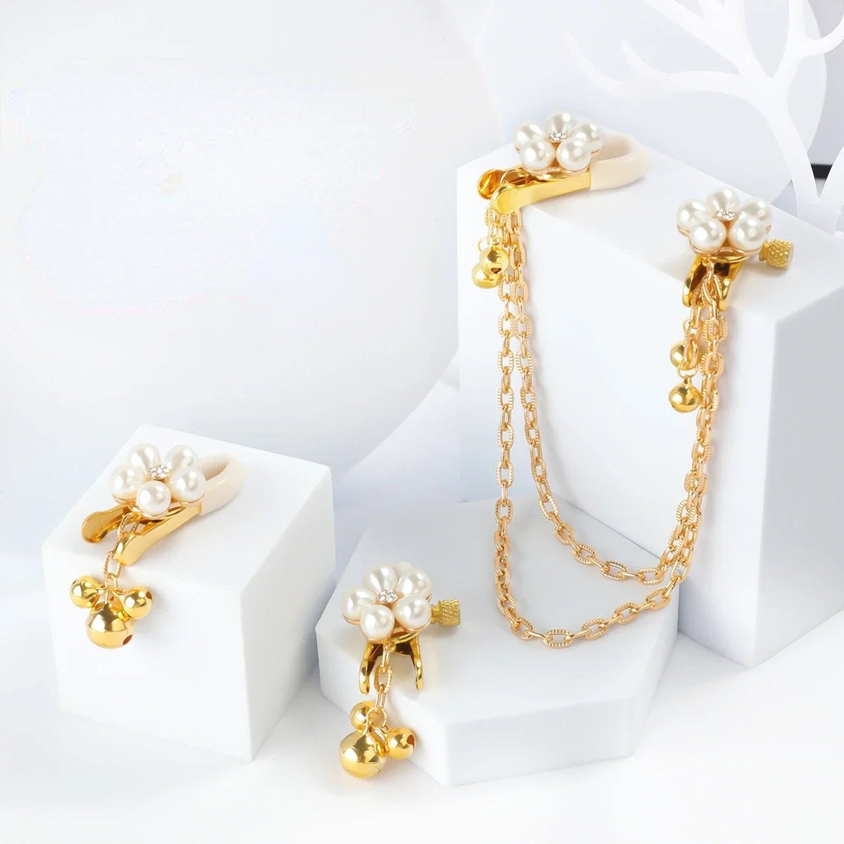 Gold pearl petal nipple clamps with chain, photo 2