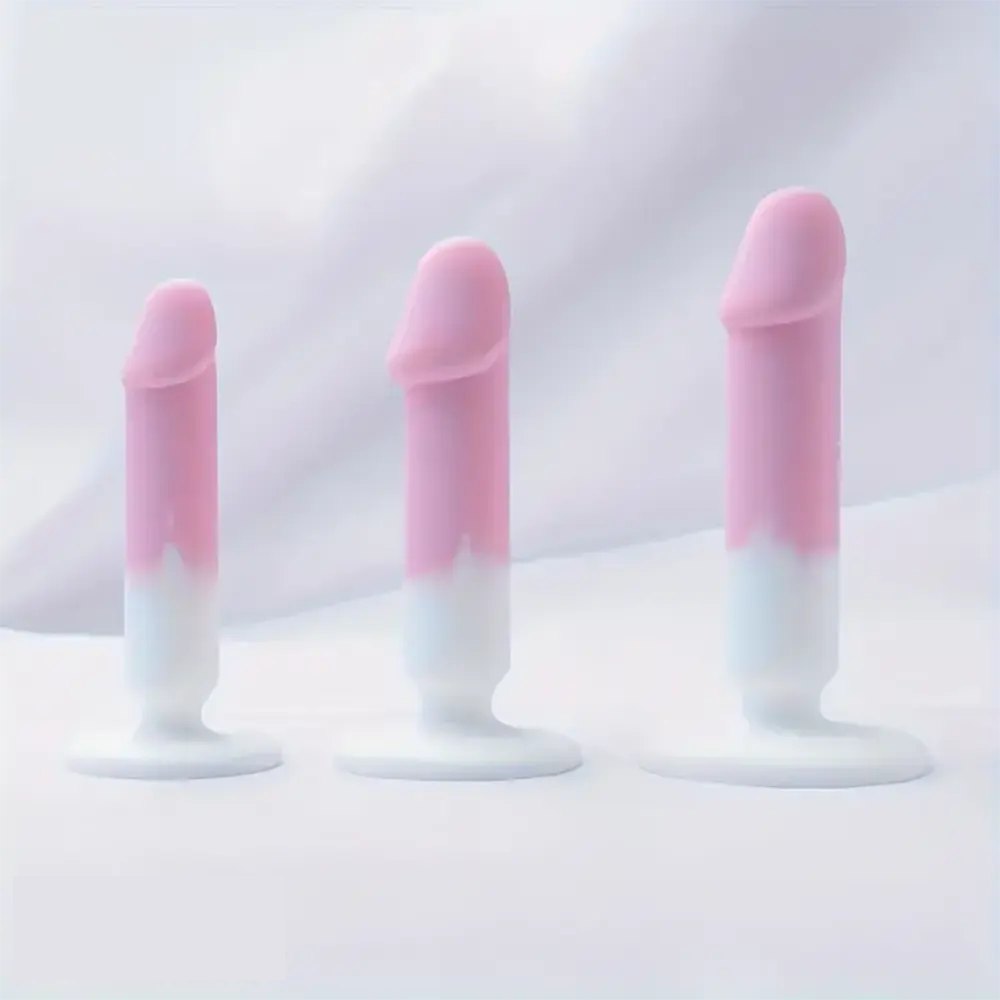 Petite pastel silicone beginner dildo, photo 1