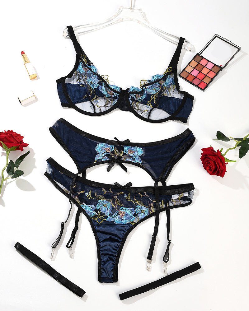 Plus size blue floral embroidered garter bra set, photo 7