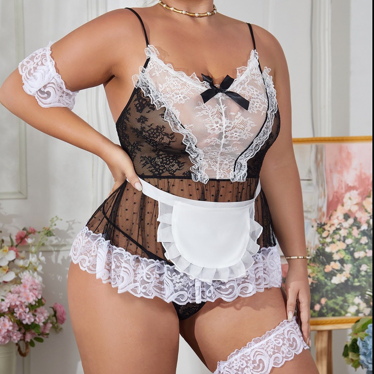 Plus size lace maid costume, photo 3