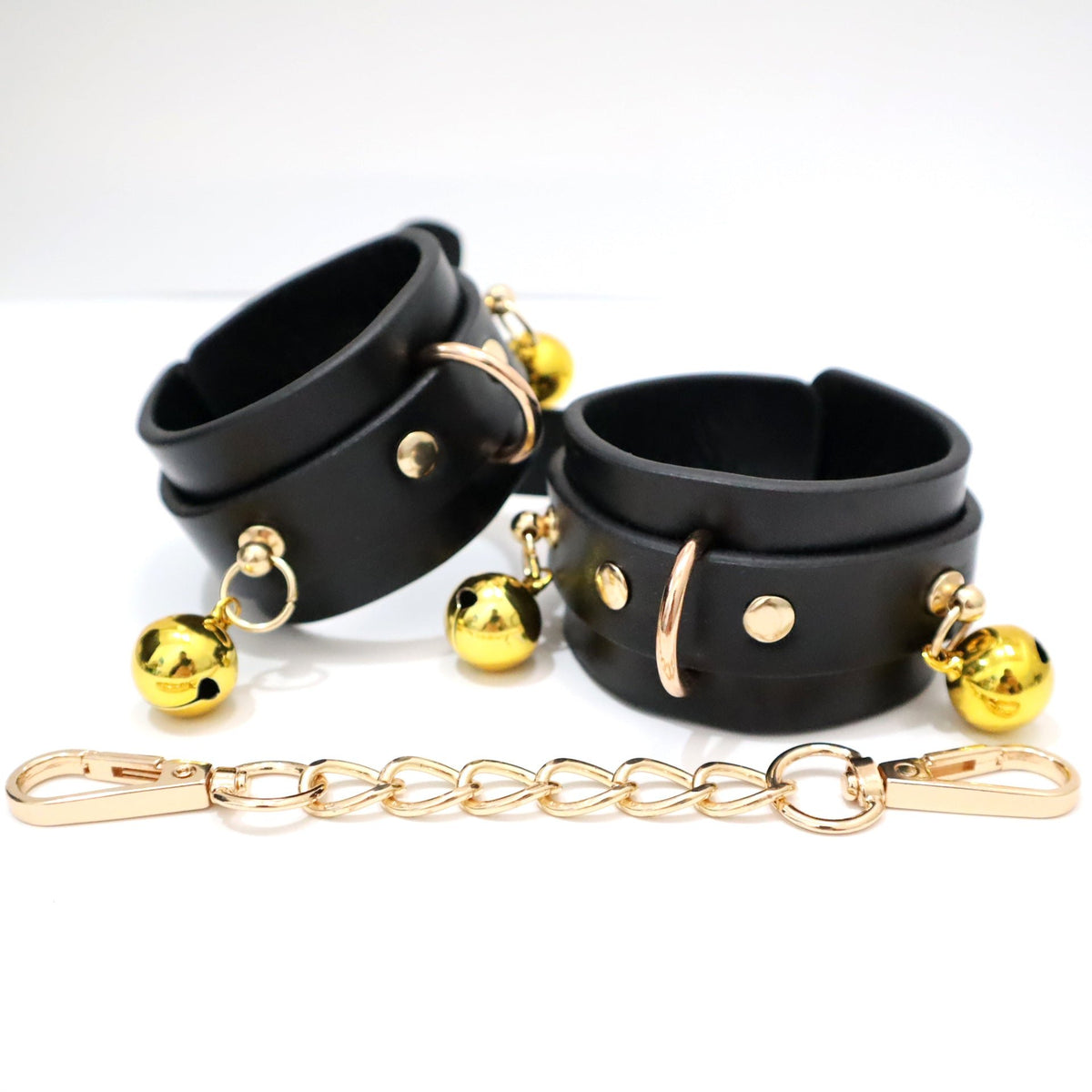 PU leather handcuffs with metal bells and connecting chain, photo 1
