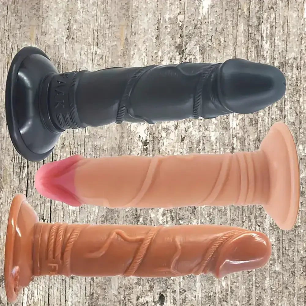 Realistic veined suction cup dildo, photo 1