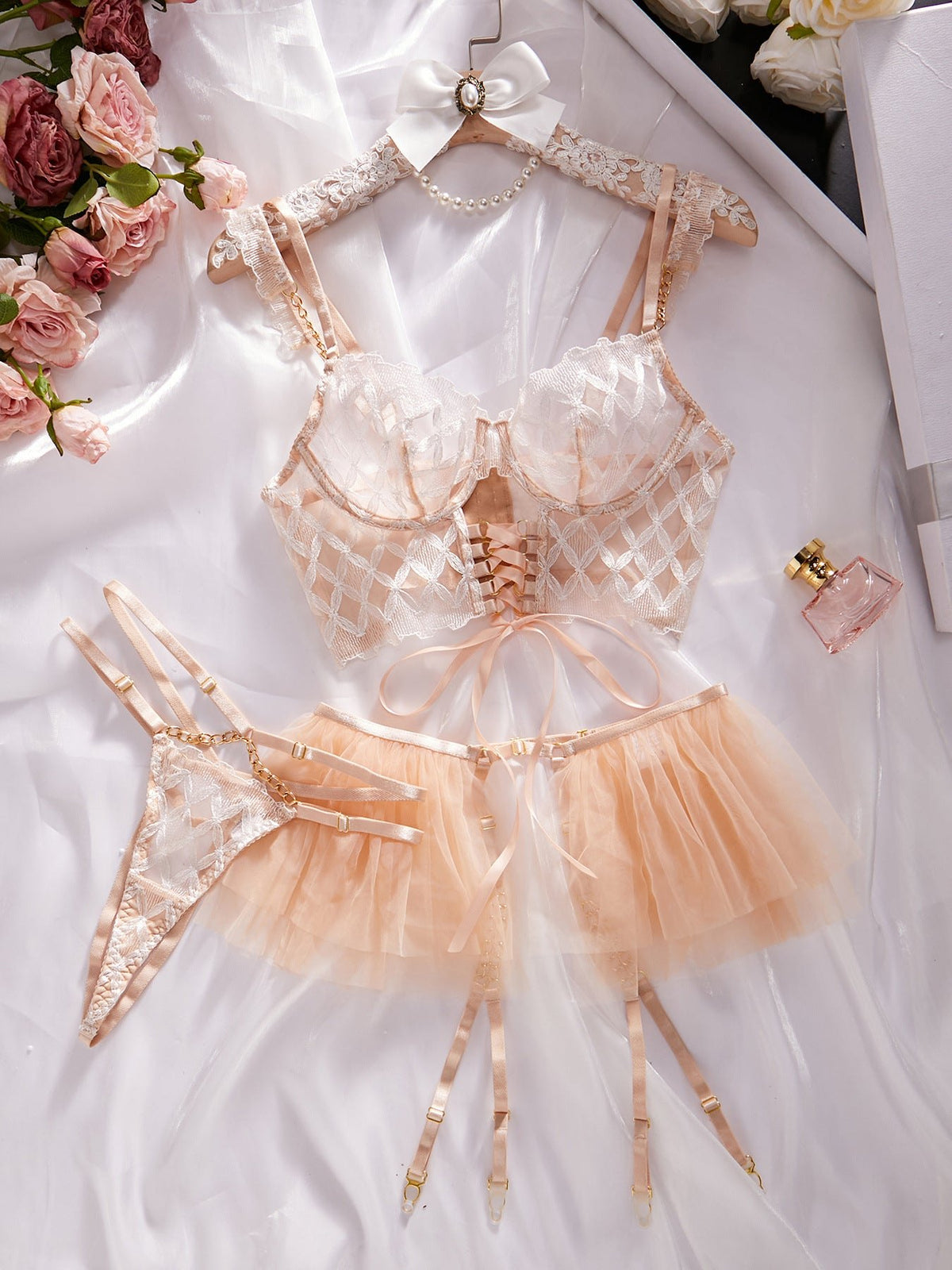 Gold gold quilted embroidery mesh tutu dress
