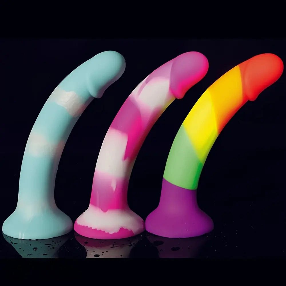 Color-swirl curved silicone dildo, photo 2