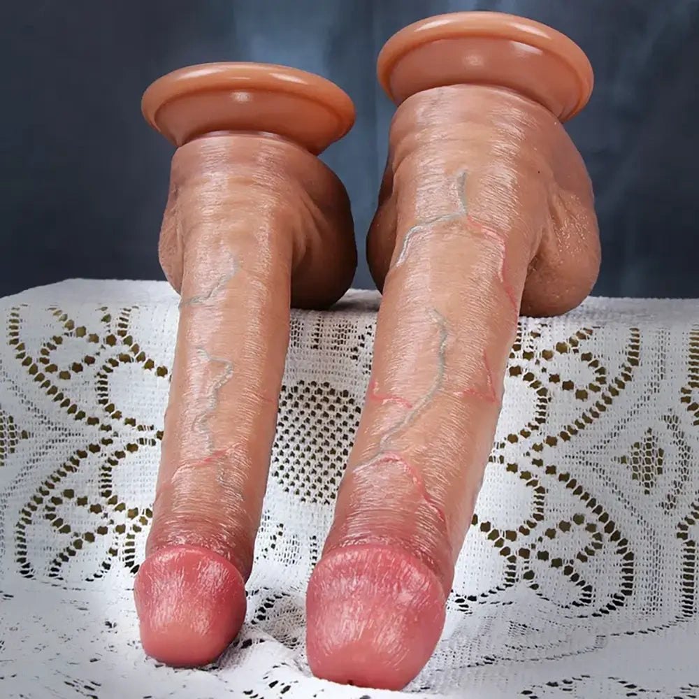 Flesh-tone realistic silicone dildo, photo 4