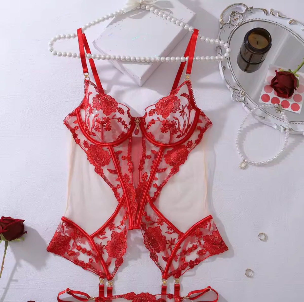 Red lace open cup garter corset set, photo 5