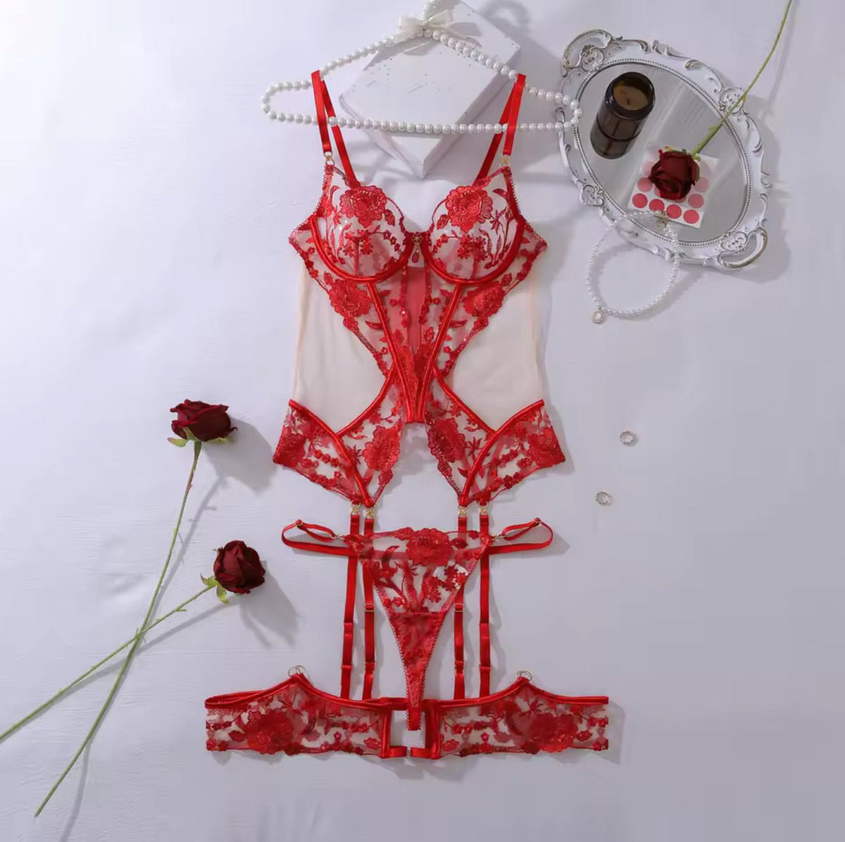 Red lace open cup garter corset set, photo 6