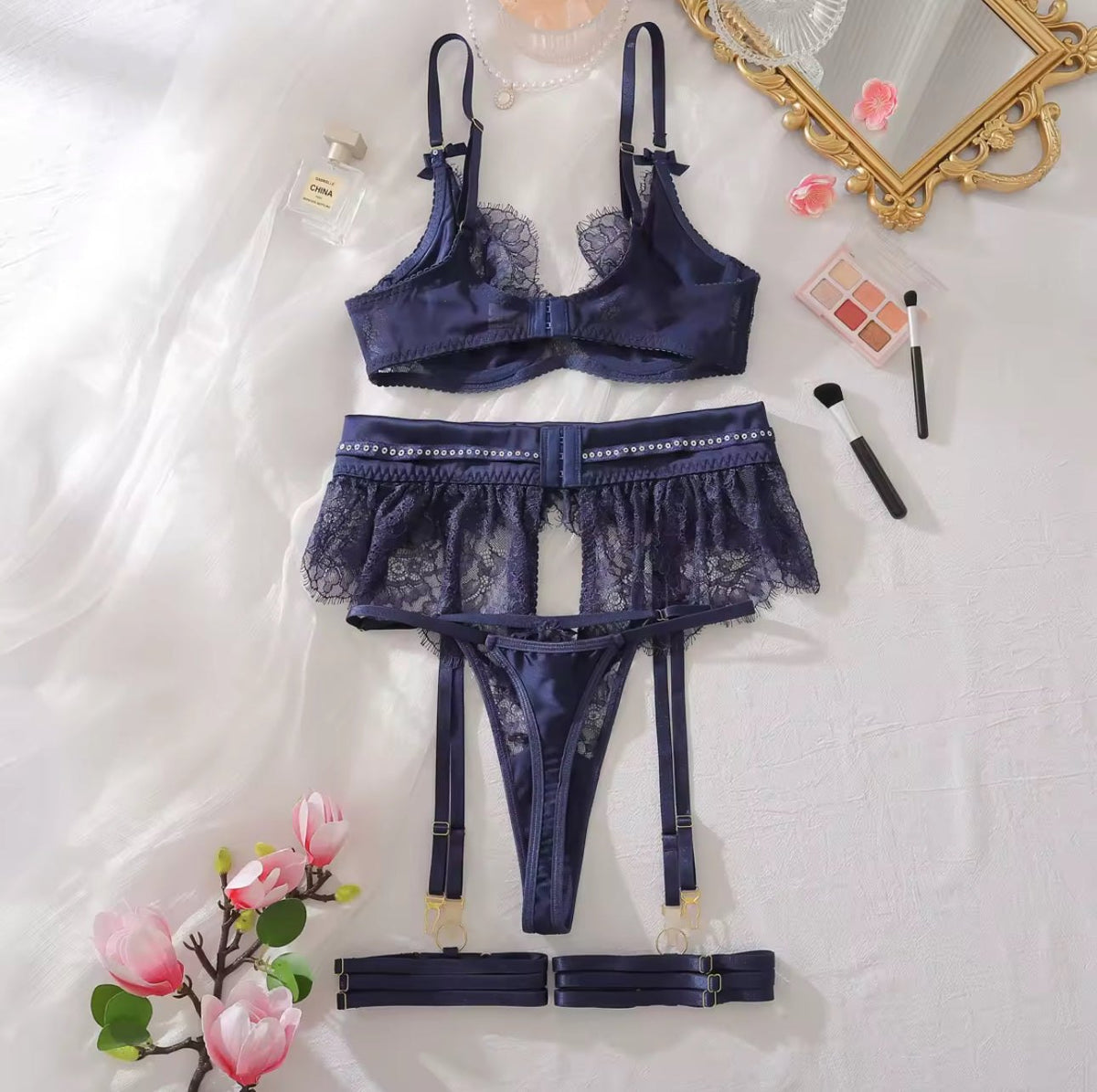 Rhinestone eyelash lace garter set, photo 5