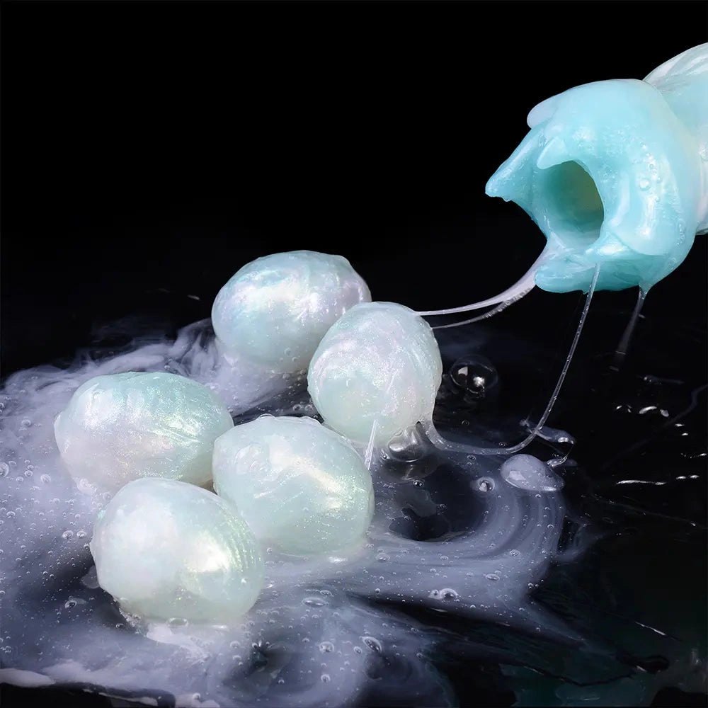 Ribbed iridescent fantasy dildo with spiked crown tip and suction cup base, photo 4
