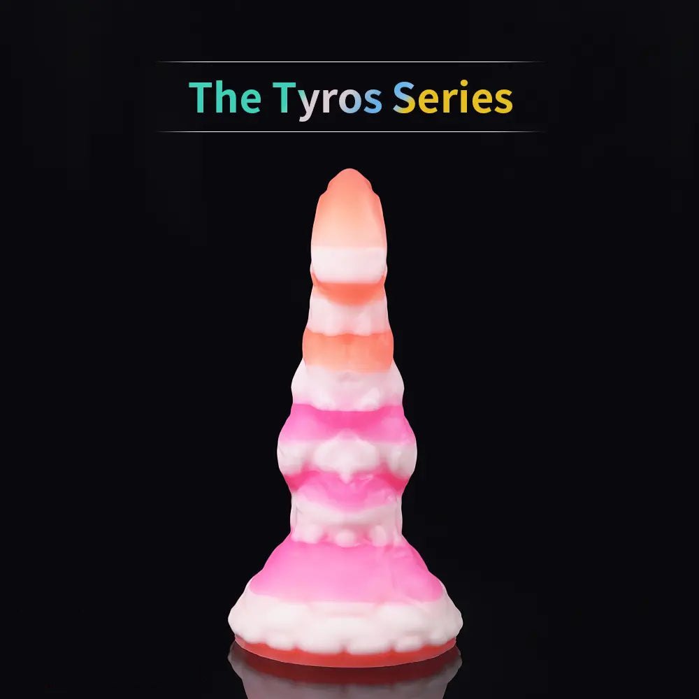 Ridged fantasy silicone dildo with suction cup base, photo 5